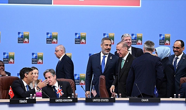 NATO liderleri, Vilnius Zirvesi'nin ikinci gününde bir araya geldi