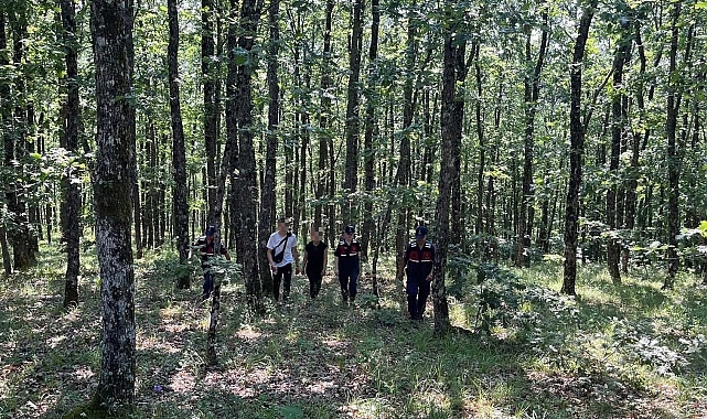 Ormanda 15 gün önce kaybolan 2 genç jandarma tarafından bulundu