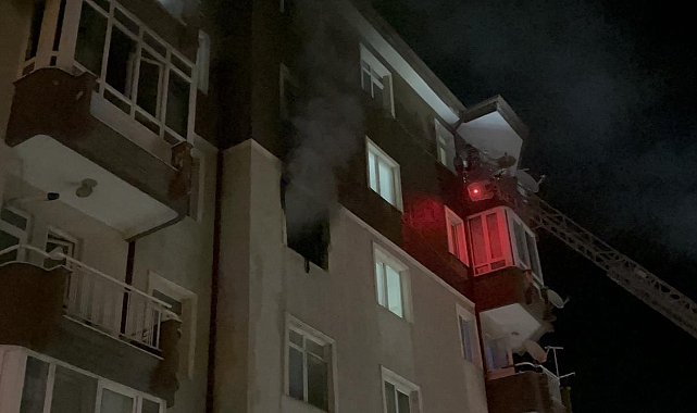 Prizdeki şarj aleti yangına sebep oldu