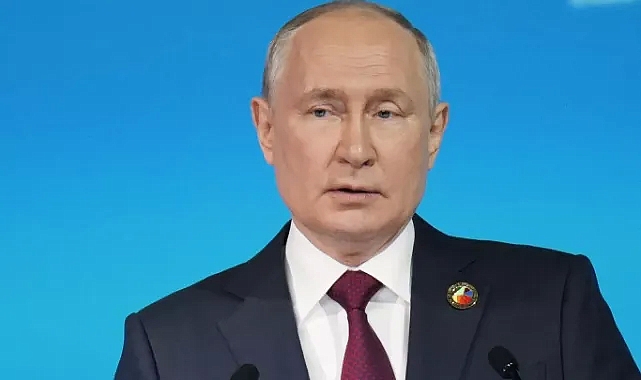 Putin: Donanmamız, vatanımızın sarsılmaz sınırlar koruyucusu olmuştur ve olmaya devam etmektedir