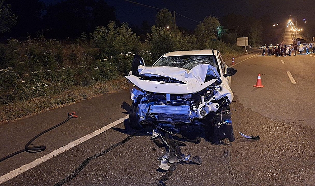 Samsun'da iki otomobil çarpıştı: 3 ölü, 2 yaralı