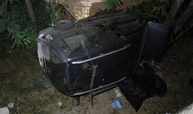 Şarampole devrilen hafif ticari aracın sürücüsü öldü
