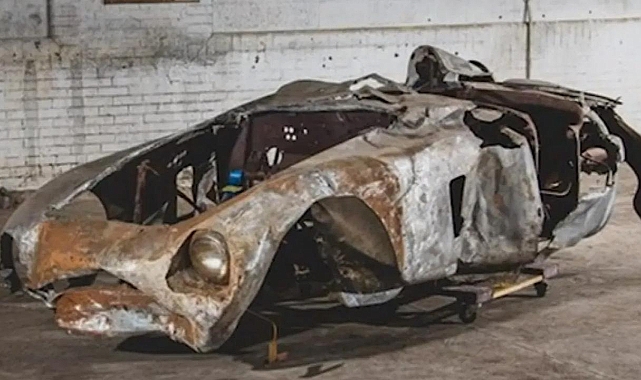 1954 model hurda Ferrari 2 milyon dolara satıldı