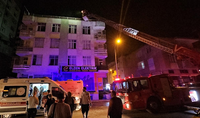 Adana'da yangın çıkan apartmandaki 20 kişi dumandan etkilendi
