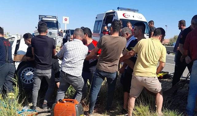 Aksaray’da otomobil şarampole yuvarlandı: 1 ölü, 4 yaralı