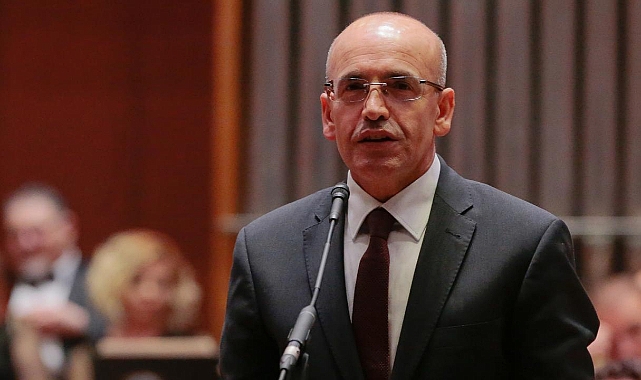 Bakan Şimşek: 2024 ortasından itibaren yıllık enflasyon düşmeye başlayacak