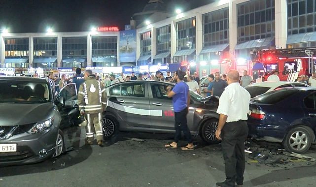 Bayrampaşa 15 Temmuz Demokrasi Otogarı'nda zincirleme kaza