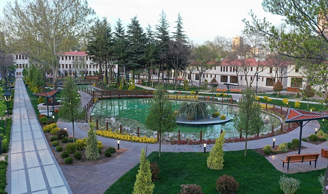 Cumhuriyet'in ilk toplu konutlarının geliri deprem bölgesi için kullanılacak