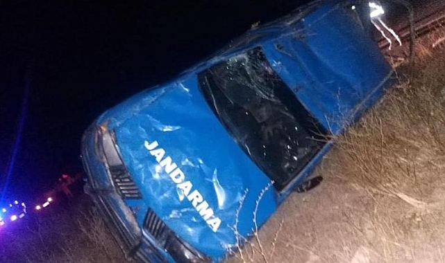 Erzurum’da tır askeri araca çarptı: 5 yaralı
