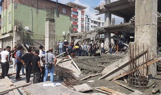 Hatay'da yapımı süren inşaatta çökme: 3 işçi kurtarıldı, birini kurtarma çalışması sürüyor