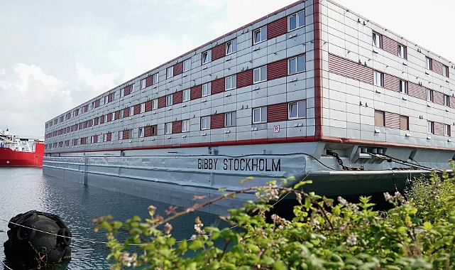 İngiltere'de sığınmacı gemisi lejyonella bakterisi nedeniyle boşaltıldı