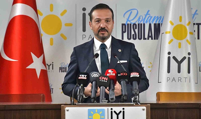 İYİ Parti'den Ankara ve İstanbul açıklaması: 'Kendi adaylarımızı çıkaracağız'