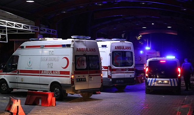 İzmir'de bıçakla yaralanan emekli polis gasp edildi