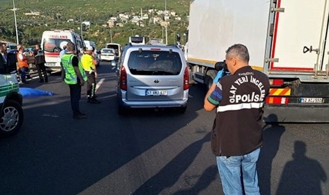 Kocaeli'de 15 yaşındaki kız çocuğu ambulanstan atladı! Hayatını kaybetti