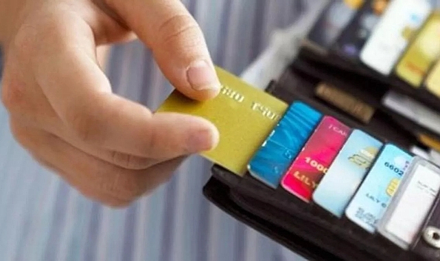 Kredi kartı borçlarında 3 kat artış