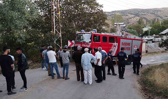Önce evin duvarına çarptı ardından 6 metrenden bahçeye uçtu: 2 ölü