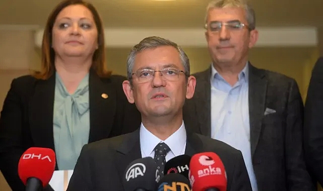 Özgür Özel'den istifa iddialarına cevap