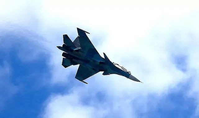 Rusya’da Su-30 savaş uçağı düştü