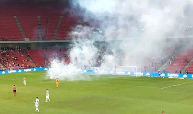 Tirana Beşiktaş maçı öncesi olay çıktı
