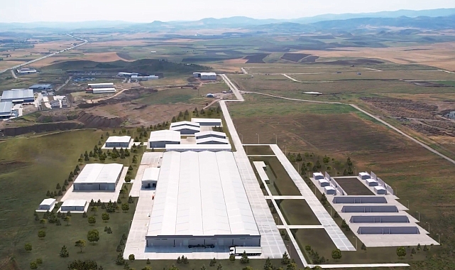 Türkiye'nin en büyük fişek fabrikası açılış için gün sayıyor