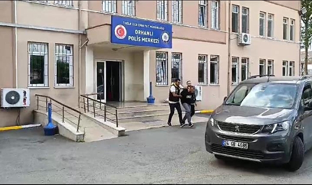 Tuzla'da bıçaklı kavga: 1 ölü