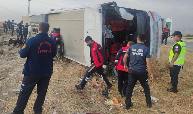 Amasya'da yolcu otobüsü devrildi: 5 ölü, 30 yaralı