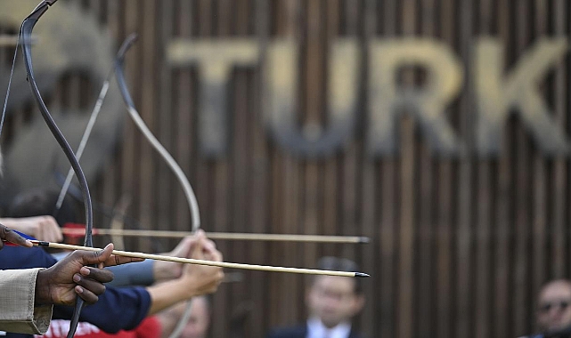 Ankara'daki diplomatlara ve ailelerine geleneksel Türk okçuluğu tanıtıldı