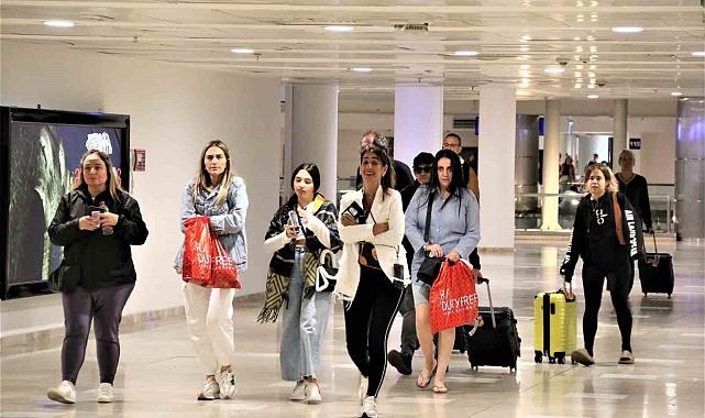 Antalya'ya gelen ziyaretçi sayısı 11 milyonu geçti