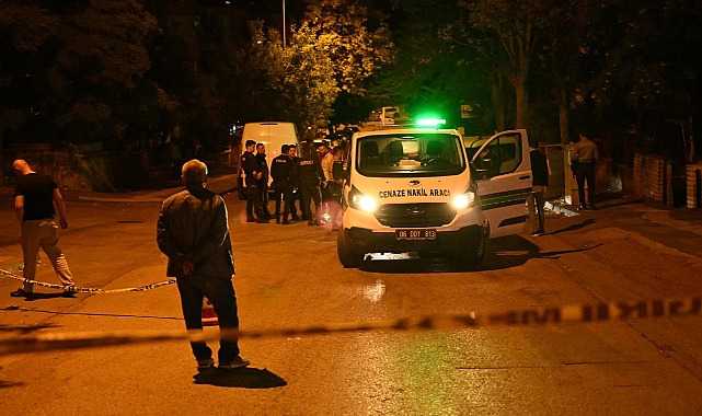 Araç içerisinde tartıştığı arkadaşını silahla vurarak öldürdü