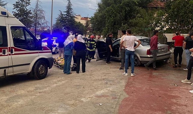 Aynı virajda 1 günde 3. kaza: 4 ölü, 3 yaralı