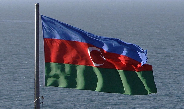 Azerbaycan'dan şartlı