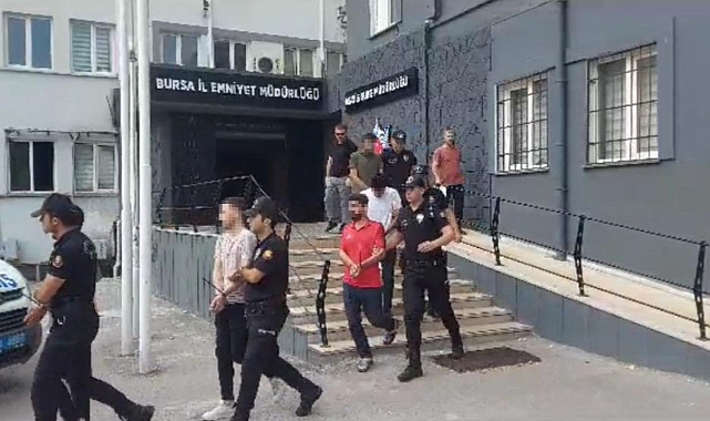 Bursa’da aranan şahıslara operasyon: 23 gözaltı