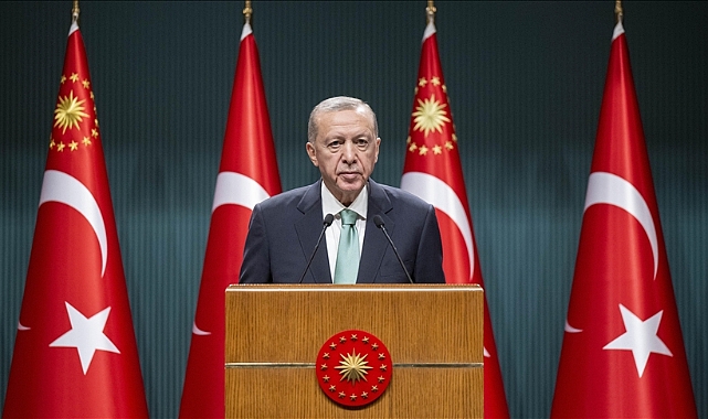 Cumhurbaşkanı Erdoğan: Gençlerimize 5 bin 500 liraya kadar teknolojik cihaz desteği vereceğiz