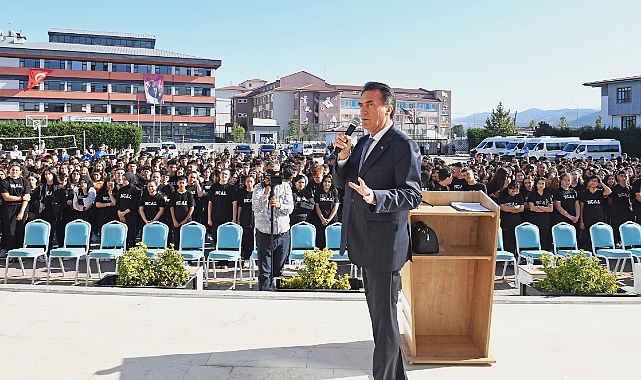 Dündar’dan öğrencilere altın öğütler