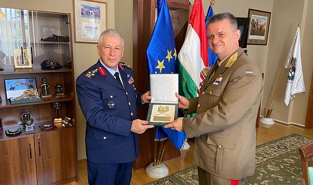 Hava Kuvvetleri Komutanı Kadıoğlu'ndan Macaristan'a ziyaret
