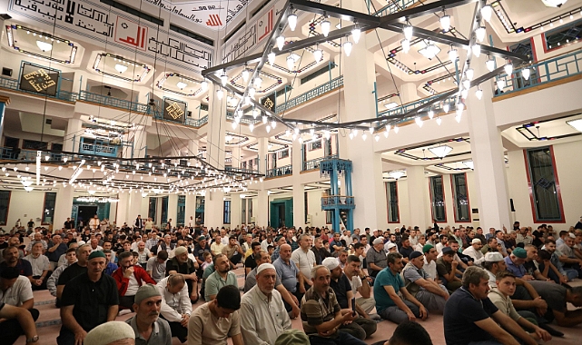 İnegöl'de Mevlid Kandili Dualarla Kutlandı