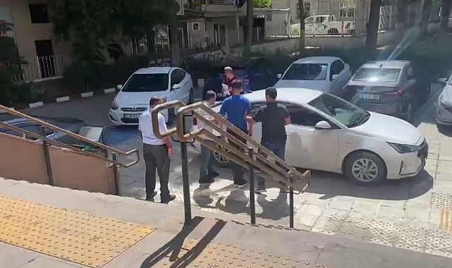 İzmir'de Atatürk Anıtı'na saldıran şüpheli tutuklandı