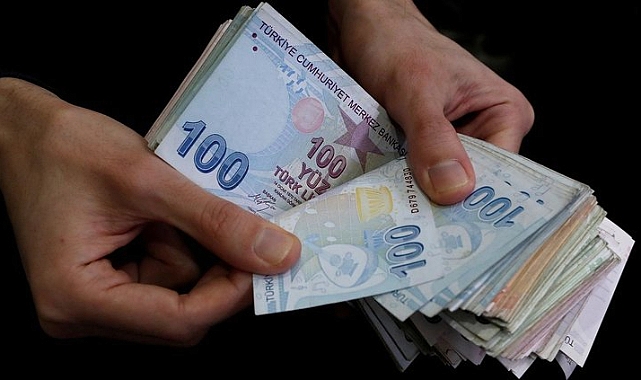 Gelecek yılın asgari ücret zammı gündemde.