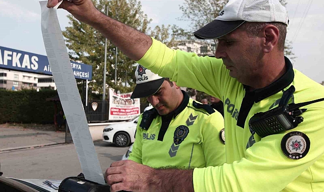Aday sürücü ehliyetini alamadan ceza yedi...