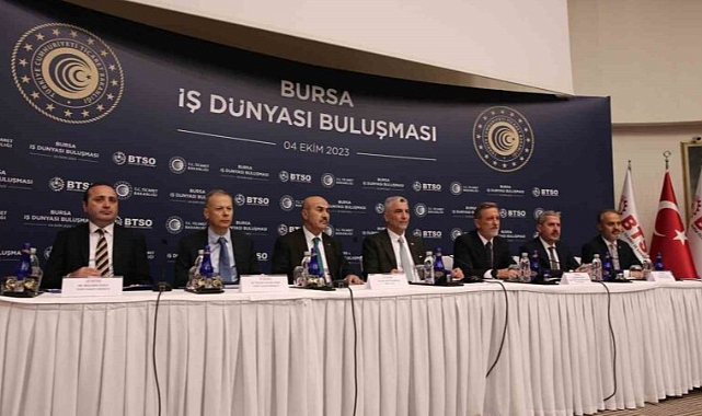 Bakan Bolat’dan otomotiv sektörüne Bursa’dan mesaj: ‘Olması gereken buydu’