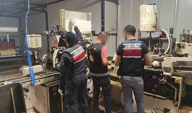 Bursa'da iki bakanlık koordinesinde nefes kesen kaçak sigara fabrikası operasyonu