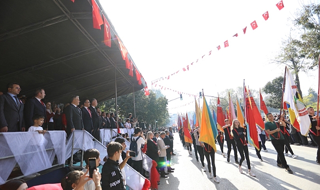 İnegöl'de Cumhuriyet coşkusu