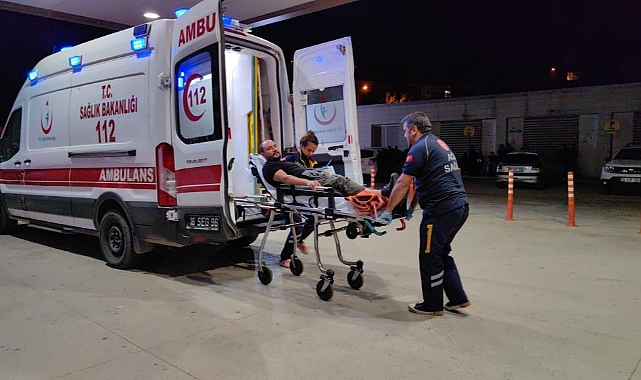 Küfür eden eşine sinirlenip bıçakladı