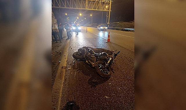 Motosiklet park halindeki kamyona çarptı: 1 ölü