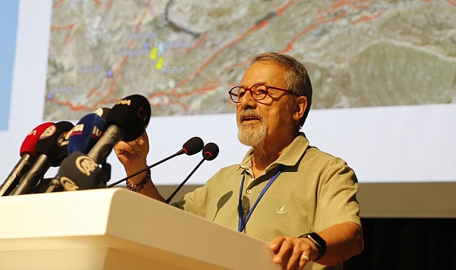 Prof. Dr. Naci Görür'den Marmara Denizi'ndeki depremin ardından açıklama: Fay hattını işaret etti