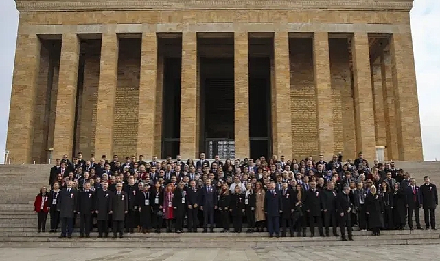 81 ilden gelen öğretmenler Ata’nın huzurunda