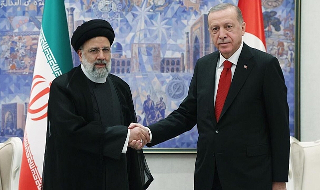 Cumhurbaşkanı Erdoğan, İran Cumhurbaşkanı Reisi ile telefonda görüştü