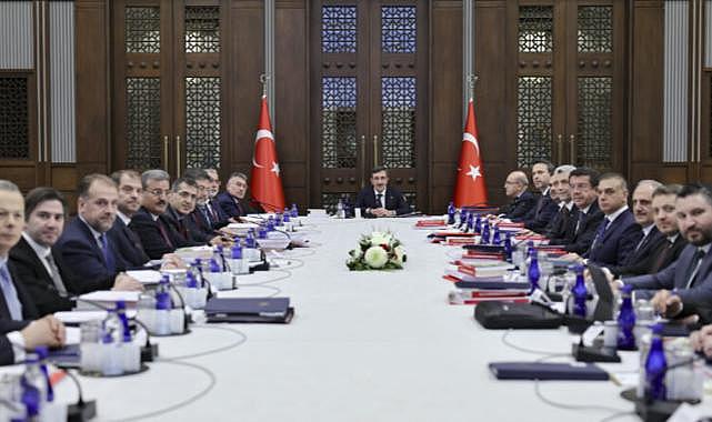 Ekonomi yönetimi toplandı