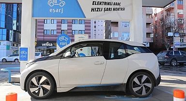 Elektrikli araçlarla ilgili en merak edilen sorular; En fazla satılan modeller neler? Bir elektrikli otomobil kaç TL yakar?