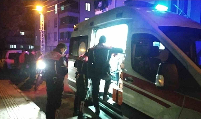 Kardeşlerin alacak-verecek kavgasında kan aktı: 2 yaralı